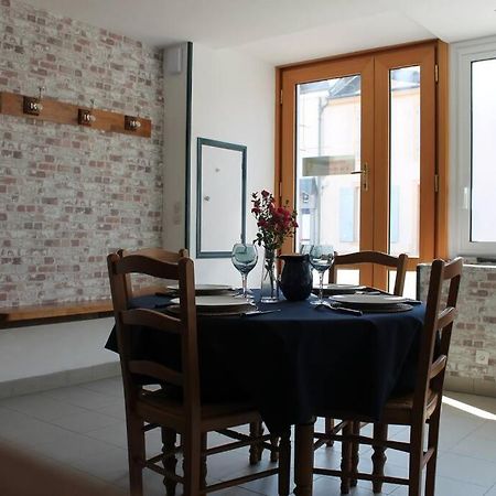 Maison Renovee Atoue Loc Fresnay-sur-Sarthe Exterior foto