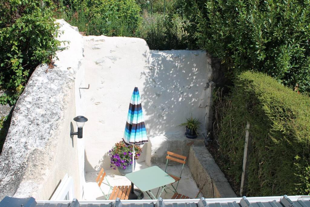 Maison Renovee Atoue Loc Fresnay-sur-Sarthe Exterior foto